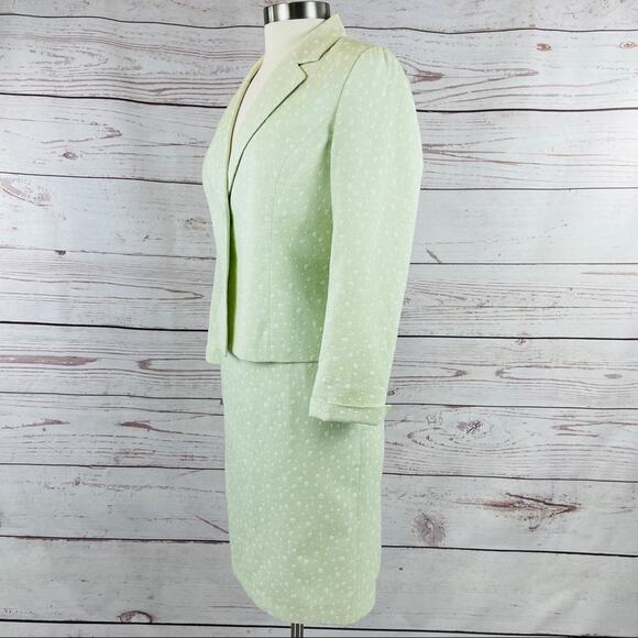 Albert Nipon green skirt suit set with dots - Picture 2 of 14